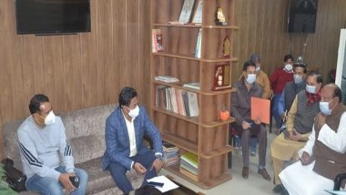 India News | Uttarakhand: DM, DIG Hold Meet with Trade Unit, Political Parties to Discuss Necessary Cooperation Contain COVID-19