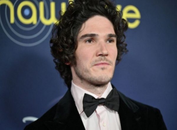Entertainment News | Fra Fee Joins 'Beauty and the Beast' Prequel Series