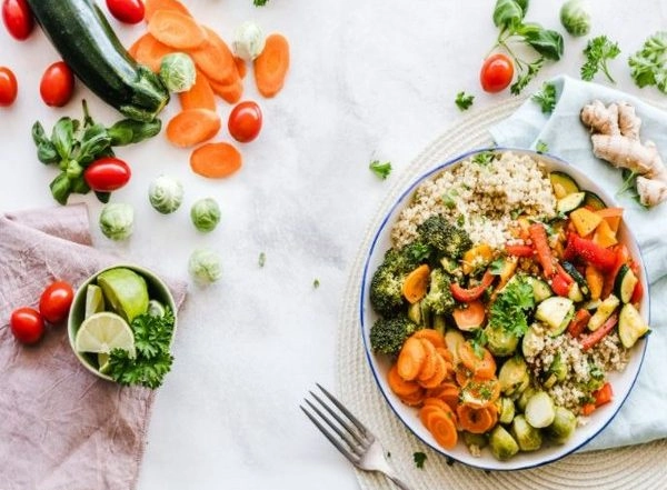 Lifestyle News | No Difference Between Healthful Food for Adults and Children: Study