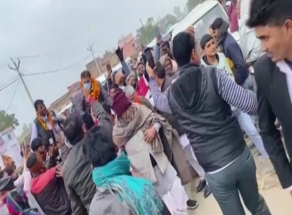 India News | Several BJP Leaders Booked for Violating Model Code of Conduct, COVID-19 Norms in UP's Muzaffarnagar