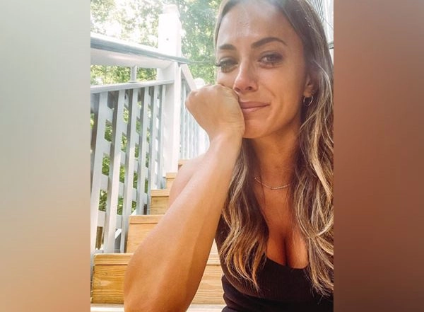 Entertainment News | Jana Kramer Gets Baptised, Says 'today I Made My Faith Public'
