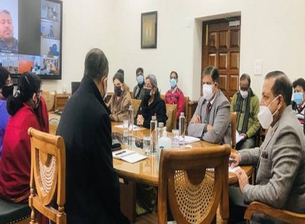 India News | 60 of 879 Employees from Ministry of Personnel, Public Grievances, Pensions Got Infected with COVID-19, No Case of Hospitalisation Reported: Jitendra Singh