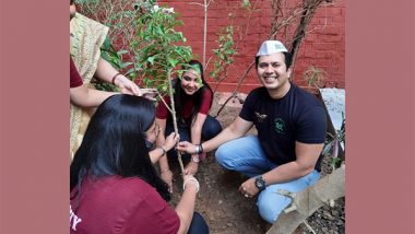 Business News | MSU Students Join the Satyagraha Against Pollution Movement Led by Surat's Greenman Viral Desai as 'environmental Fighters'