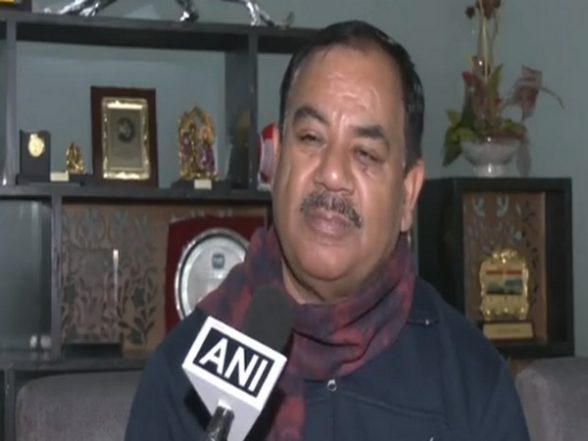 India News | Ambiguity Remains in Congress over Harak Singh Rawat as Harish Rawat Uncomfortable with His Induction into Party - Vimarsana News