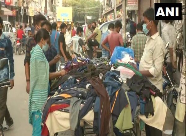 Delhi COVID-19 Restrictions: Non-Essential Shops Will Remain Open on Odd-Even Basis From 10 AM to 8 PM
