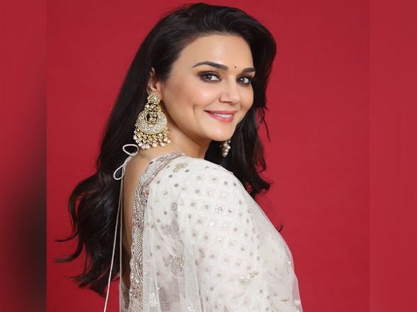 588px x 441px - Entertainment News | Wishes Pour in from Bollywood for Birthday Girl Preity  Zinta! | LatestLY