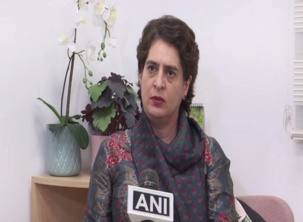 India News | UP: Priyanka Gandhi Slams BJP Govt, Alleges TET Candidates Were Denied to Take Exam in Many Places