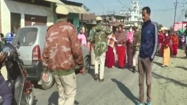 India News | Locals Block Traffic After 2 Persons Shot Dead by Unidentified Assailant in Manipur