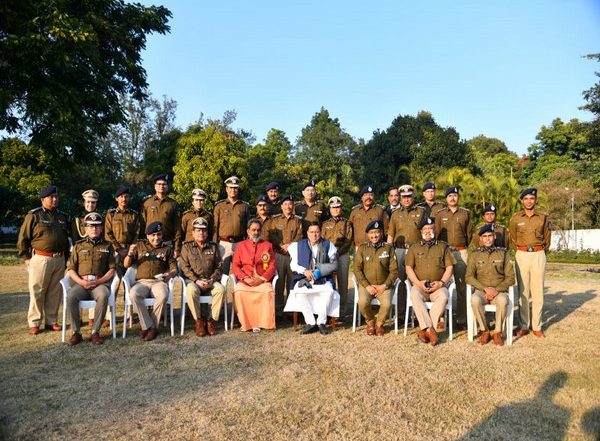 India News | Uttarakhand CM Meets Chief Secy, Senior IAS, IPS Officials on New Year's Day