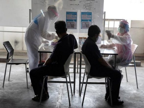 World News | Philippines Logs 37,207 New COVID-19 Cases, Highest Since Outbreak - Vimarsana News