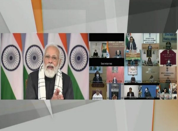 PM Narendra Modi Calls For Direct, Emotional Connect Between Administration, Public to Ensure Better Governance
