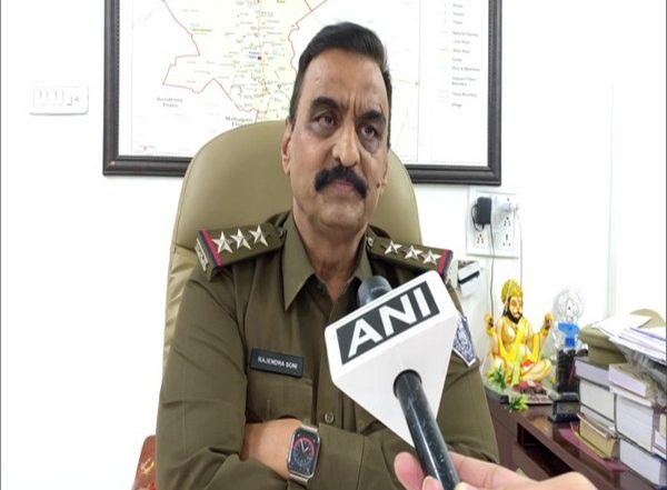 India News | Indore Resident Lodges Complaint Against 'illegal Use of Motorcycle No Plate' in Movie Sequence by Vicky Kaushal