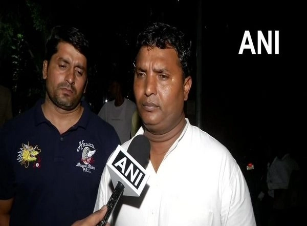 India News | Youth Congress Chief Srinivas Writes to Delhi LG Anil Baijal over COVID Mismanagement in Delhi