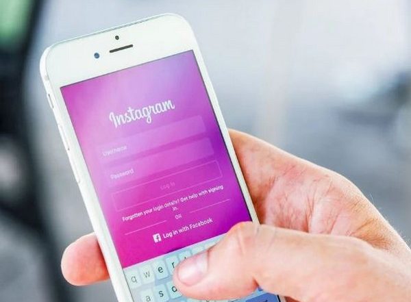 Instagram Testing Vertical Scroll For Stories in Turkey and Brazil