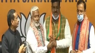 India News | UP Assembly Polls: 'No Respect for Grassroot Workers in SP', Says Party MLA After Joining BJP