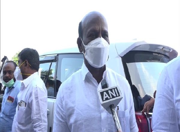 Tamil Nadu Aims to Fully Vaccinate Eligible Teenagers Against COVID-19 by January End 2022, Says Ma Subramanian