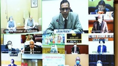 India News | Ashwini Vaishnaw Reviews COVID-19 Preparedness in All Railway Zones, Divisions