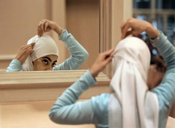 India News | No Hijab in Uniform of Student Police Cadets, Says Kerala Govt