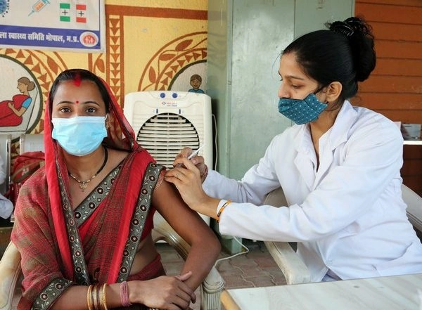 India News | Centre Tells Delhi HC Its Decision to Further Refine Scientific Prioritisation, Coverage of COVID VaccinationCentre Tells Delhi HC Its Decision to Further Refine Scientific Prioritisation, Coverage of COVID Vaccination
