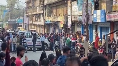 India News | Bolt Fixed on Number Plate Created Confusion, Two-wheeler Belongs to Film's Production: Police on Complaint Against Vicky Kaushal