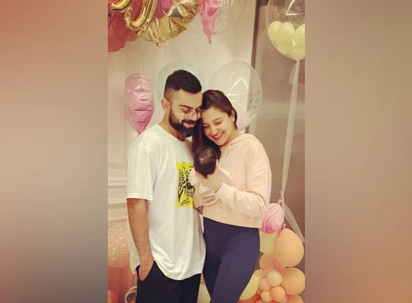 Entertainment News | Angered Fans Slam Broadcaster for Revealing Virushka's Daughter Vamika's Face