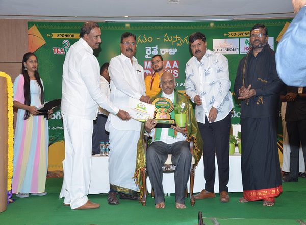 Business News | Mahaa News Organises Mahaa Organic Awards to Felicitate Farmers Who Practise Organic Farming