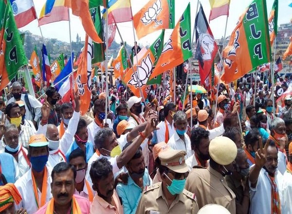 India News | BJP Announces 17 More Candidates for UP Polls, Fields Ex-ED Joint Director Rajeshwar Singh from Sarojini Nagar