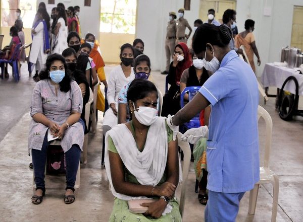 India News | Aadhaar Not Mandatory for COVID-19 Vaccination, 87 Lakh People Inoculated Without IDs: Centre Tells SC