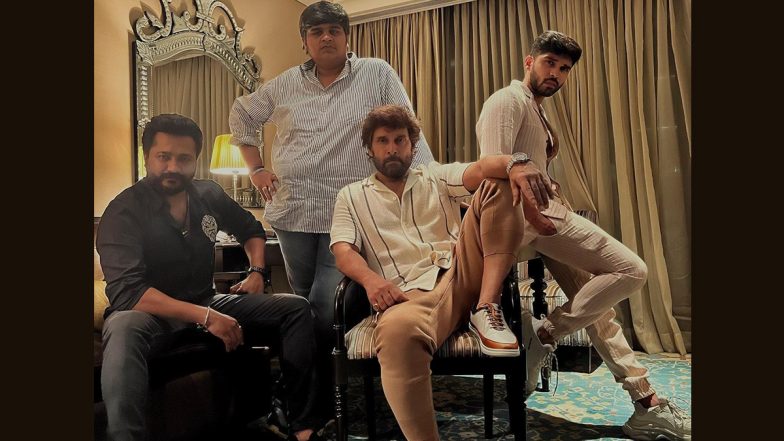 Mahaan: Dhruv Vikram Shares a Cool Squad Pic With Father Chiyaan Vikram, Co-Star Bobby Simha and Director Karthik Subbaraj