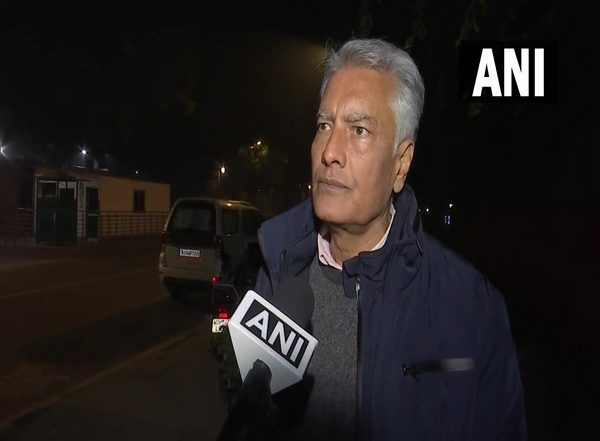 India News | Sunil Jakhar Claims 42 MLAs Wanted Him as Punjab CM After Amarinder Singh Stepped Down