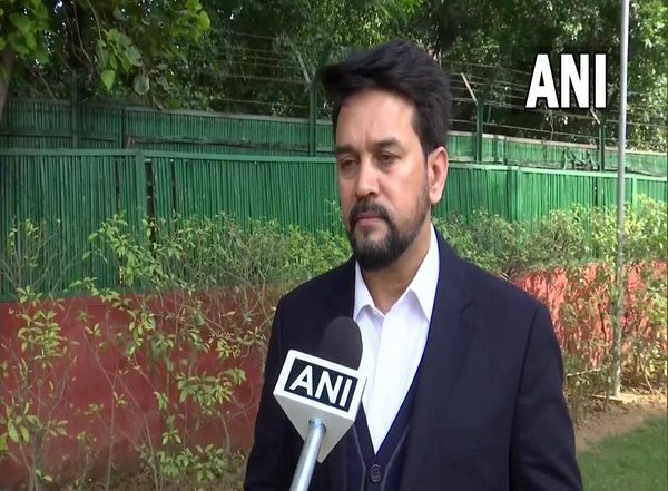 India News | Anurag Thakur Slams Rafiq Ansari, Accuses Samajwadi Party of Creating Fear 'psychosis' to Gain Votes in UP Polls