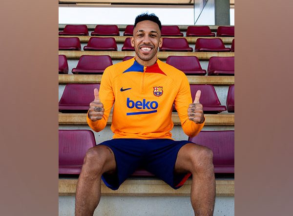 Sports News | La Liga: FC Barcelona Rope in Pierre-Emerick Aubameyang