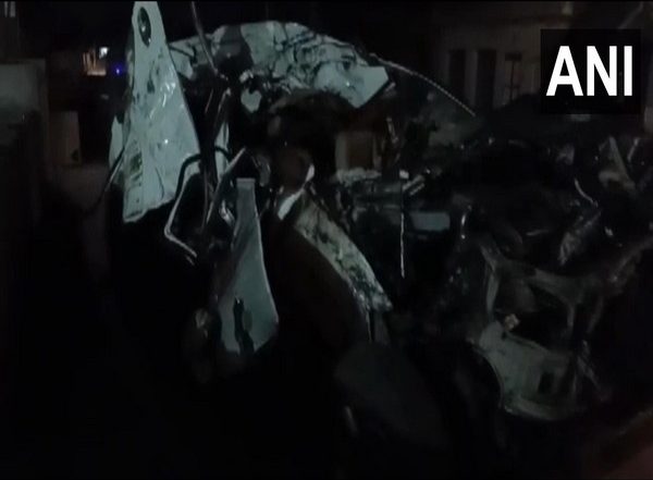 India News | Jaipur: 4 Gujarat Police Personnel Among Five Killed in Accident
