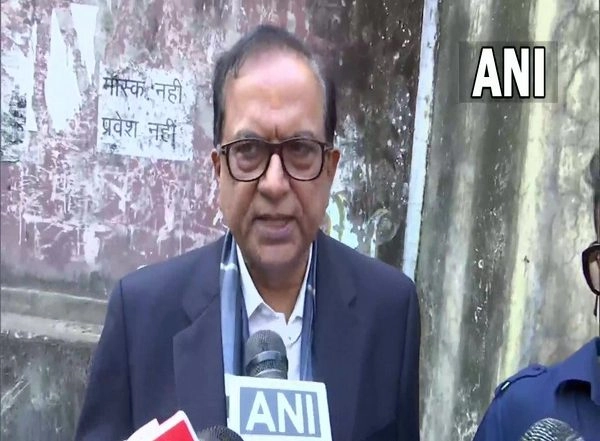 India News | UP Polls Phase 4: Every Section of Society Voting for Us, BSP Will Form Govt with Full Majority, Says Satish Chandra Misra After Casting His Vote