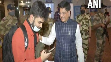 India News | Piyush Goyal Welcomes Students Evacuated from Ukraine at Mumbai Airport, Says Govt Will Not Stop Until All Are Back Home