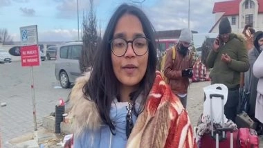 World News | Stranded Indian Students Cross Ukrainian Border to Enter Romania, Express Gratitude to Romanian Embassy for Its Hospitality