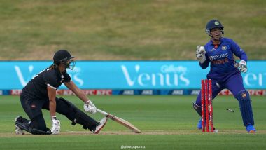 How to Watch India Women vs New Zealand Women 5th ODI 2022 Live Streaming Online? Get Free Live Telecast of IND-W vs NZ-W Match & Cricket Score Updates on TV