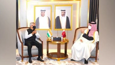 World News | EAM Jaishankar Meets Qatari Counterpart, Exchanges Views on Regional Developments Including Afghanistan