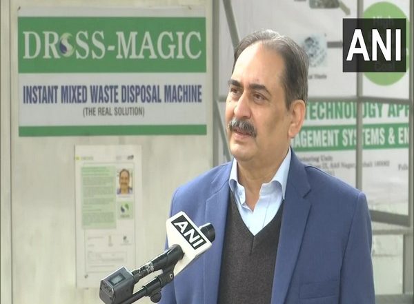 India News | Mohali Businessman Designs Machine to End Garbage Menace in Cities