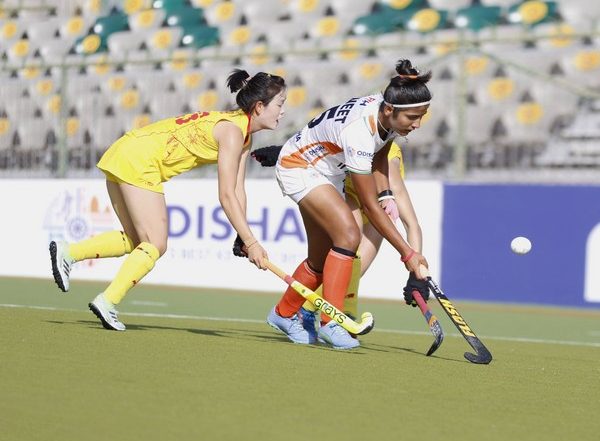 Sports News | Indian Women's Team Beat China 2-1 in FIH Hockey Pro League 2021/22 Thriller