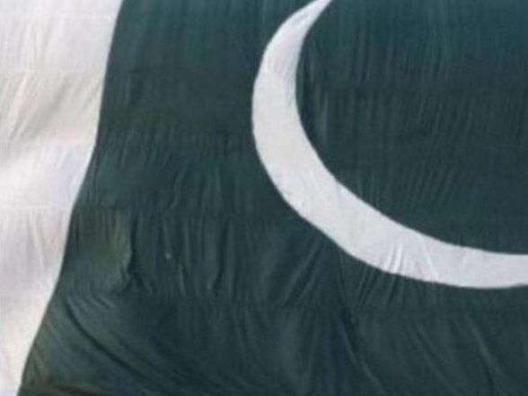 World News | Pakistan: Law and Order Situation Worsening in Karachi Amid Rising Crime - Vimarsana News