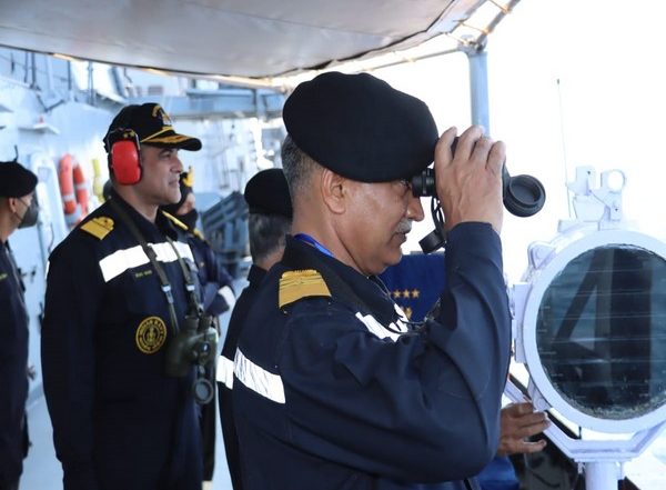 India News | Chief of Naval Staff Visits Visakhapatnam; Inspects Preparations for President's Fleet Review, Naval Exercise MILAN