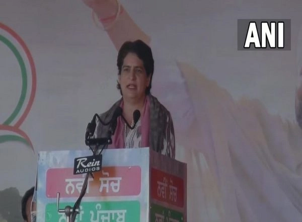 India News | Punjab Polls: Priyanka Gandhi Urges People to Vote  in Large Numbers for 'honour of Punjabiyat'