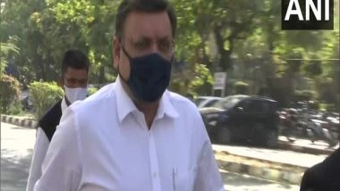 India News | ABG Shipyard Case: Former CMD Rishi Aggarwal Reaches CBI Headquarter to Join Investigation