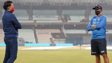 Sourav Ganguly and Rahul Dravid Maintain 'Social Distance' at Eden Gardens Ahead of IND vs WI 1st T20I 2022 (See Pic)