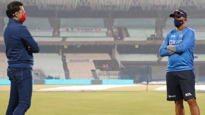 Sourav Ganguly and Rahul Dravid Maintain 'Social Distance' at Eden Gardens Ahead of IND vs WI 1st T20I 2022 (See Pic)