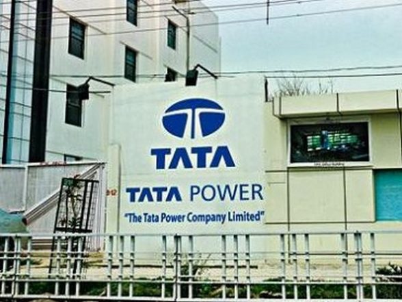 India News | Power Failure in Maharashtra's Pune Due to Breakdown in Tower Line of MSETCL - Vimarsana News