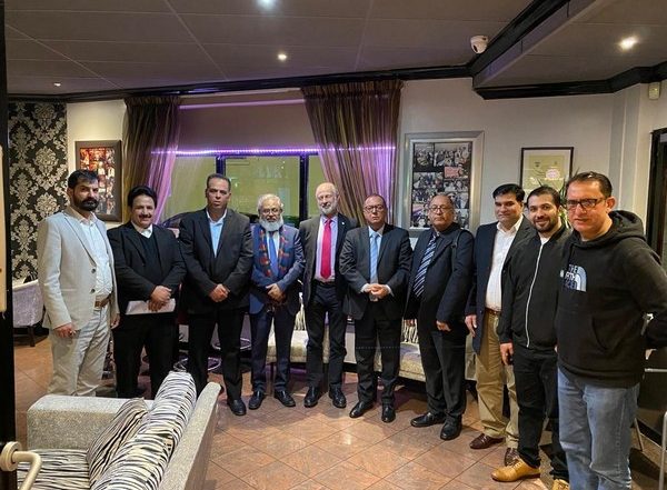 World News | Delegation Led by Exiled Leader Met British Labour MP, Raises Concern over Rights Violation, Terrorism in PoK