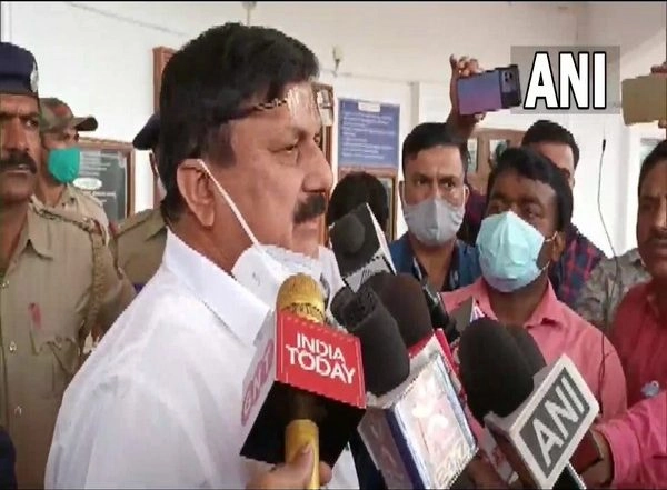 Karnataka: Bajrang Dal Activist Killed in Shivamogga; Security Beefed Up, Schools, Colleges Closed for Two Days