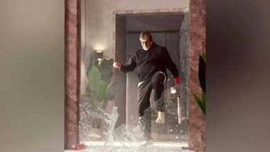 Entertainment News | Amitabh Bachchan Smashes Glass in New Instagram Picture